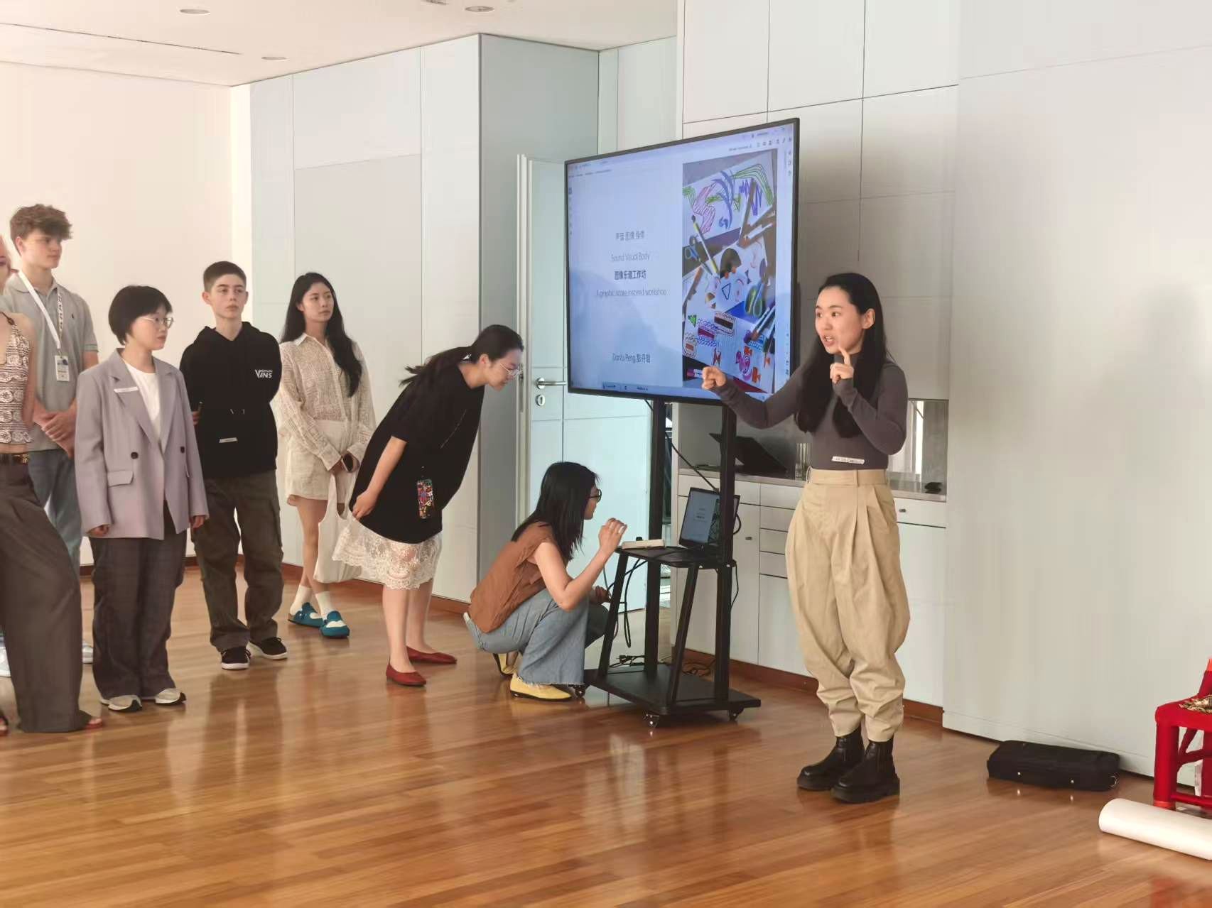 Danlu Peng 彭丹璐 — workshop at the German Embassy, Beijing
